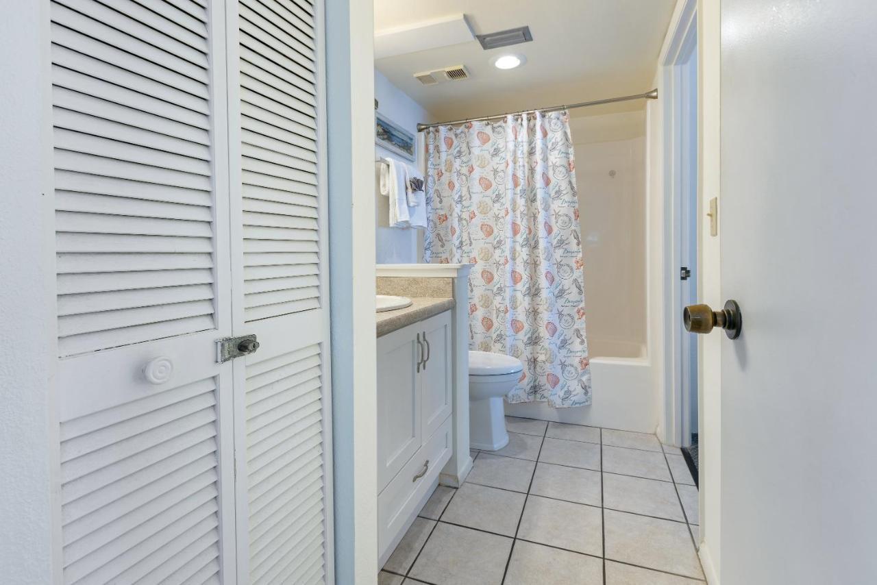 Ocean View With A Beachfront Pool At Ocean Trillium Condo ~ 403 New Smyrna Beach Bagian luar foto