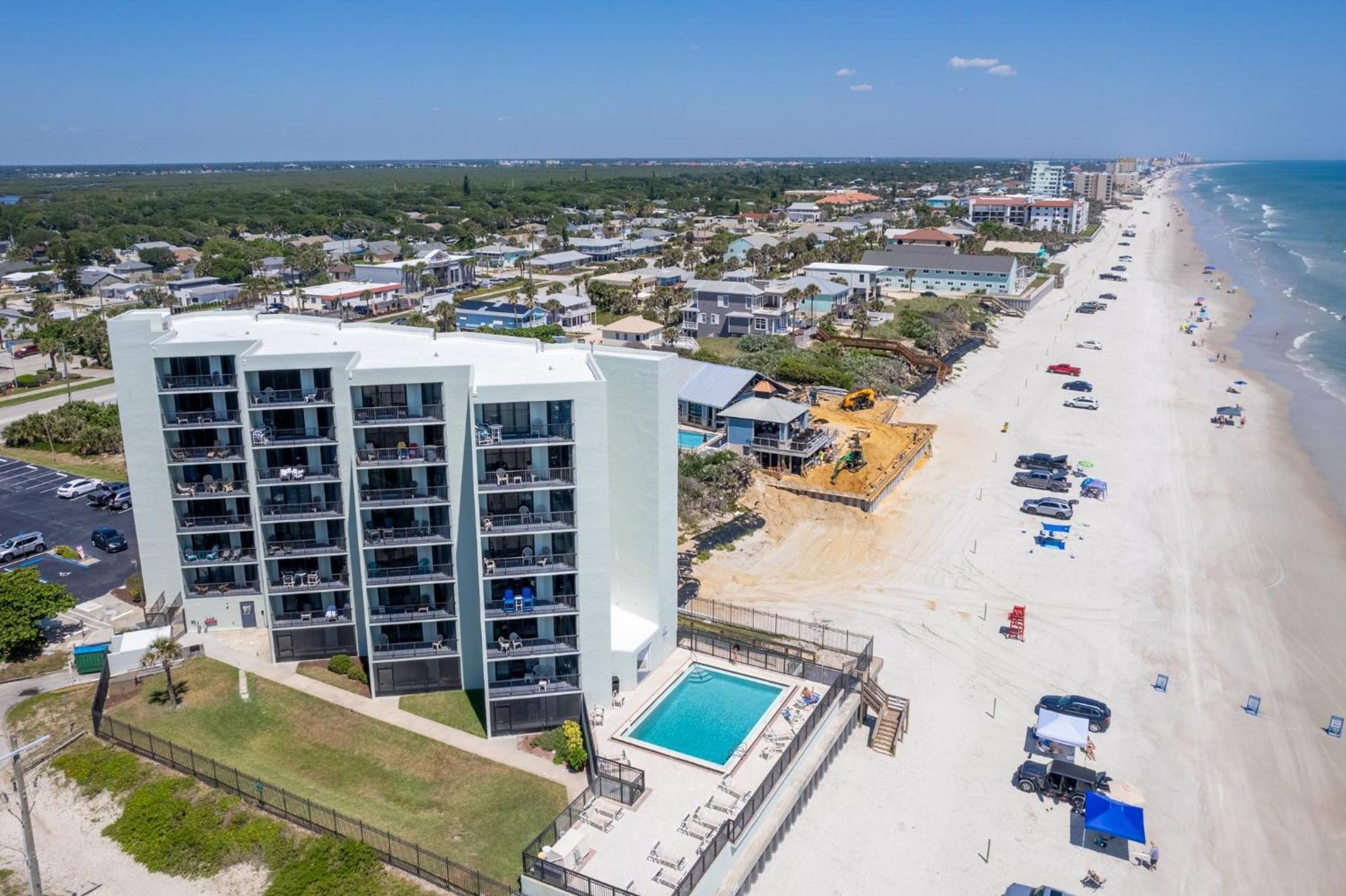 Ocean View With A Beachfront Pool At Ocean Trillium Condo ~ 403 New Smyrna Beach Bagian luar foto